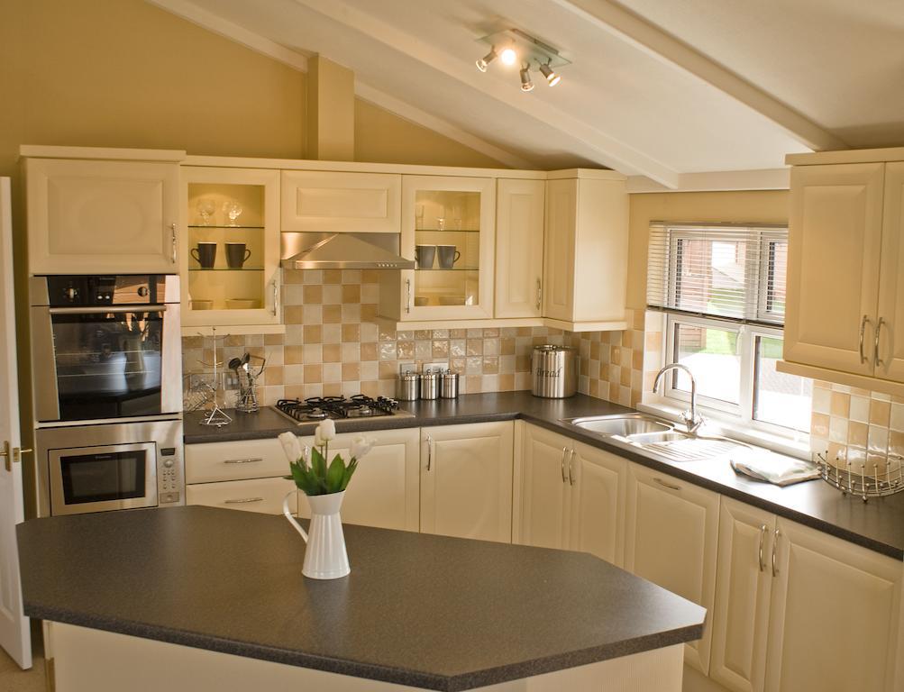 Mullacott Park Ilfracombe Room photo